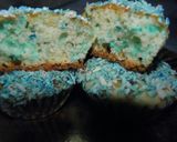 Foto del paso 7 de la receta: Magdalenas de coco celeste y blanca