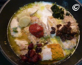 Foto del paso 2 de la receta: Pollo con leche de coco, cítricos y frutos secos