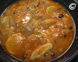 Foto del paso 4 de la receta: Pollo con leche de coco, cítricos y frutos secos