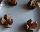 Foto del paso 4 de la receta: Higos y aguacates con vinagre de manzana y zumo de arándanos