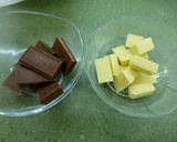 Foto del paso 12 de la receta: Tarta bombón cubierto de chocolate blanco y praliné