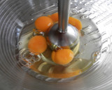 Foto del paso 1 de la receta: Bizcocho de manzana y mermelada de albaricoque