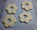 Foto del paso 2 de la receta: Rositas de hojaldre con relleno de crema de yogur