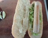 Foto del paso 4 de la receta: Perrito de bratwurst con toques exóticos