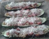 Foto del paso 3 de la receta: Calabacines con salchichas de queso gratinados