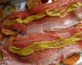 Foto del paso 8 de la receta: Trucha asalmonada al horno con crujiente