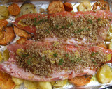 Foto del paso 9 de la receta: Trucha asalmonada al horno con crujiente