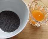 Foto del paso 1 de la receta: Bizcocho de naranja con semillas de amapola y glaseado