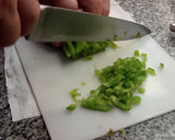 Foto del paso 2 de la receta: Salsa criolla para asado