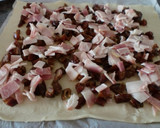 Foto del paso 1 de la receta: Empanada de queso, dátiles y bacon