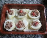 Foto del paso 4 de la receta: Huevos marmolados rellenos de carne