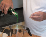 Foto del paso 3 de la receta: Helado de menta con chocolate casero