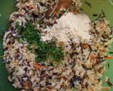 Foto del paso 3 de la receta: Tortitas de arroz y verduras gratinadas
