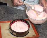 Foto del paso 8 de la receta: Tarta de mouse de fresas