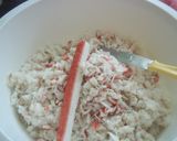 Foto del paso 3 de la receta: Ensaladilla de merluza con bocas de mar y aguacate
