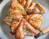 Foto del paso 6 de la receta: Alitas de pollo lacadas con pimientos de Padrón