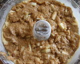 Foto del paso 6 de la receta: Bizcocho de peras y ciruelas pasas