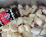 Foto del paso 4 de la receta: Costilla y patatas asadas a la cerveza