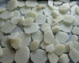 Foto del paso 1 de la receta: Merluza sobre patatas al limón