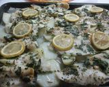 Foto del paso 6 de la receta: Merluza sobre patatas al limón