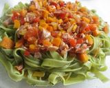 Foto del paso 7 de la receta: Fideos de espinacas con verduritas y jamón
