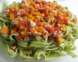 Foto del paso 7 de la receta: Fideos de espinacas con verduritas y jamón