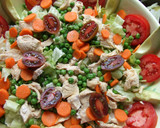 Foto del paso 6 de la receta: Ensalada de pollo con zanahorias y guisantes