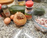 Foto del paso 1 de la receta: Tarta de calabacín con beicon