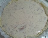 Foto del paso 3 de la receta: Quiche de atún asalmonado con queso cheddar