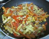 Foto del paso 1 de la receta Espaguetis y vegetales salteados