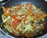Foto del paso 1 de la receta: Espaguetis y vegetales salteados