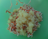 Foto del paso 2 de la receta: Sandwich de surimi y piña
