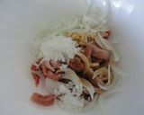 Foto del paso 1 de la receta: Salteado de secreto con berenjena