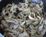 Foto del paso 6 de la receta: Salteado de secreto con berenjena