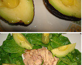 Foto del paso 4 de la receta: Ensalada de espinacas y aguacate con atún en conserva