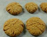 Foto del paso 5 de la receta: Galletas de avena con nueces y miel