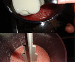 Foto del paso 2 de la receta: Sopa de sandía con brocheta de frutas