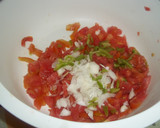 Foto del paso 4 de la receta: Ensalada de tomate con queso roquefort