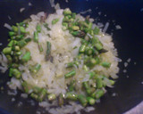 Foto del paso 3 de la receta: Arroz meloso con champis y langostinos