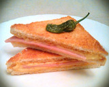 Foto del paso 3 de la receta: Sándwich mixto de jamón york y queso