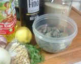 Foto del paso 1 de la receta: Almejas con piñones y vino al limón