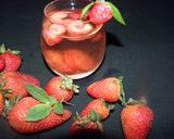 Foto del paso 6 de la receta: Agua de frutillas quema grasas