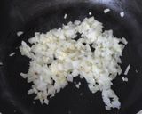Foto del paso 4 de la receta: Berenjena caramelizada al ajo y cebolla
