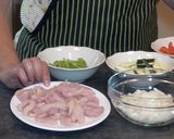 Foto del paso 1 de la receta: Fideos chinos con pollo y verduras