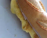 Foto del paso 5 de la receta: Bocadillo de tortilla francesa