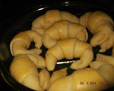 Foto del paso 2 de la receta: Medialunas saladas facilísimas