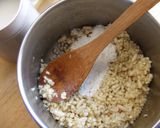 Foto del paso 6 de la receta: Bizcocho de mantequilla con cubierta de almendras y piñones