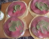 Foto del paso 2 de la receta: Minicrepes rellenas de carne de reno y espárragos