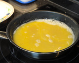 Foto del paso 5 de la receta: Merluza en salsa de erizos