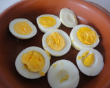 Foto del paso 1 de la receta: Cazuela de huevos con bechamel enriquecidos